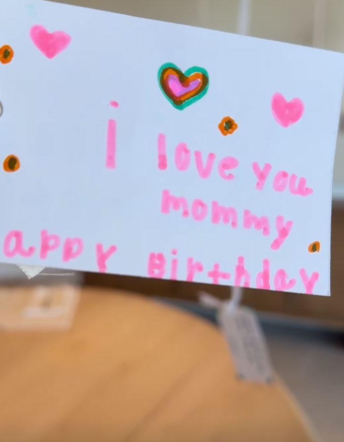 North West Gifts Mom Kim Kardashian Necklace With Bizarre Toilet-Themed Engraving For 44th B-Day North West Gifts Mom Kim Kardashian Necklace With Bizarre Toilet-Themed Engraving For 44th B-Day