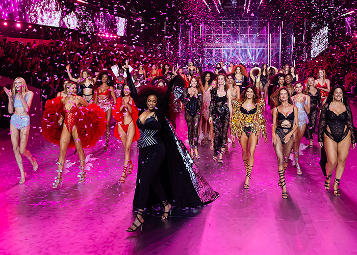 “Go Woke, Go Broke”: Inclusive Rebranded Victoria's Secret Fashion Show Sparks Controversy “Go Woke, Go Broke”: Inclusive Rebranded Victoria's Secret Fashion Show Sparks Controversy