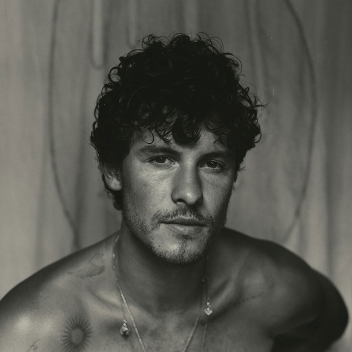 "Such An Intrusion": Shawn Mendes Reveals "The Real Truth" About His Orientation During Concert "Such An Intrusion": Shawn Mendes Reveals "The Real Truth" About His Orientation During Concert