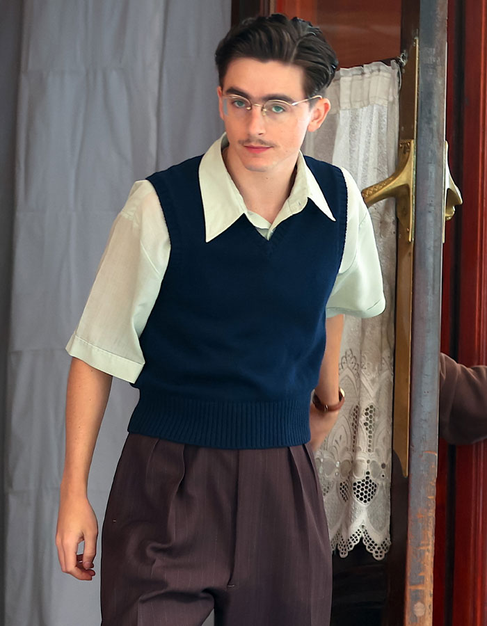 “Unrecognizable”: Timothée Chalamet Stuns Fans With Dramatic Transformation For Ping Pong Biopic “Unrecognizable”: Timothée Chalamet Stuns Fans With Dramatic Transformation For Ping Pong Biopic