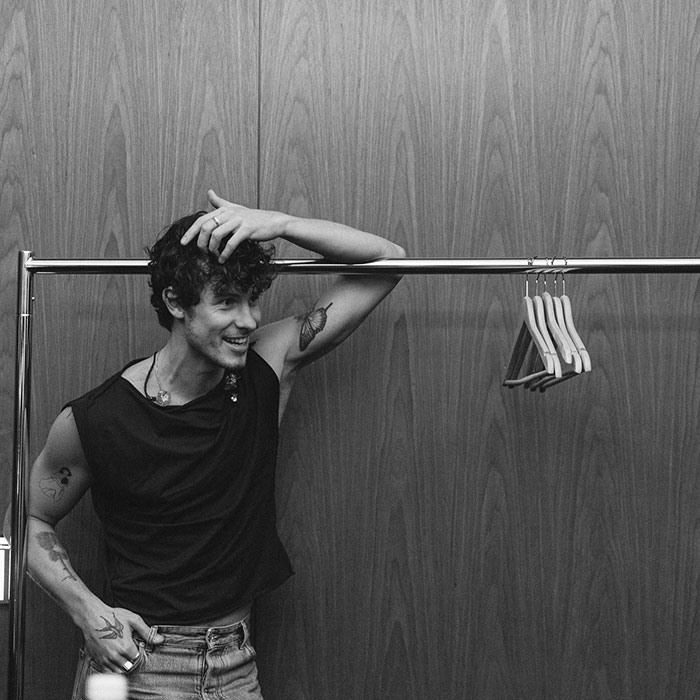 "Such An Intrusion": Shawn Mendes Reveals "The Real Truth" About His Orientation During Concert "Such An Intrusion": Shawn Mendes Reveals "The Real Truth" About His Orientation During Concert