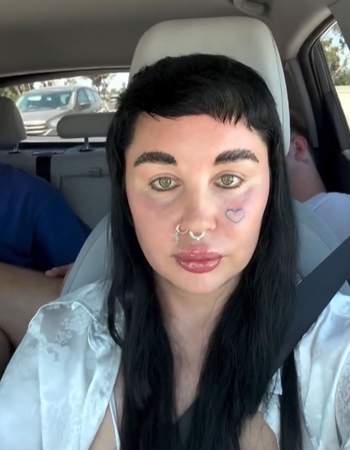 Former Child Star Launches Clothing Line, Sparks Mixed Reactions: “Hollyweird Ruined This Girl” Former Child Star Launches Clothing Line, Sparks Mixed Reactions: “Hollyweird Ruined This Girl”