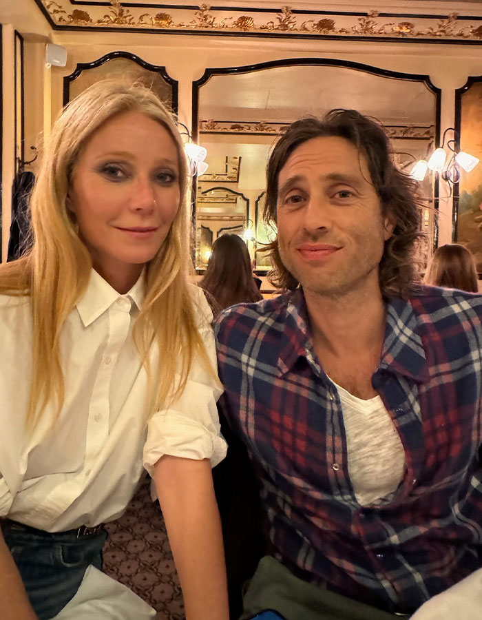 Gwyneth Paltrow Stuns At Her 52nd Birthday Dinner Party In Paris: “No One Else Can Compete” Gwyneth Paltrow Stuns At Her 52nd Birthday Dinner Party In Paris: “No One Else Can Compete”