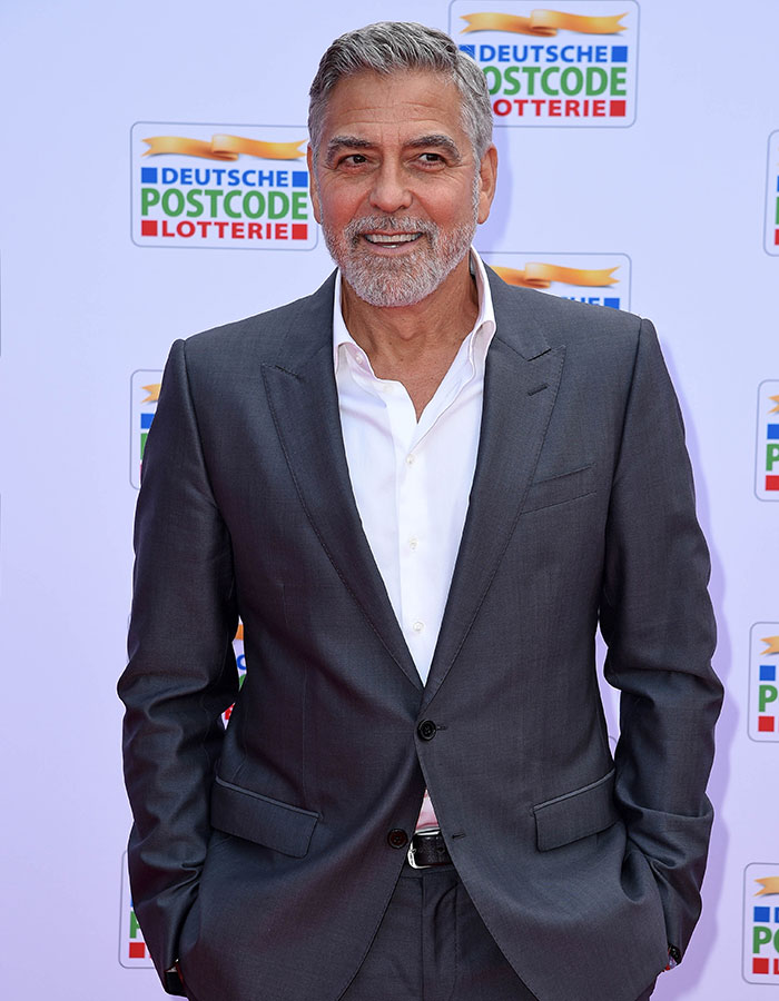 "No Way": 10 Most Handsome Celeb Men In The World, According To Ancient Golden Ratio Standard "No Way": 10 Most Handsome Celeb Men In The World, According To Ancient Golden Ratio Standard