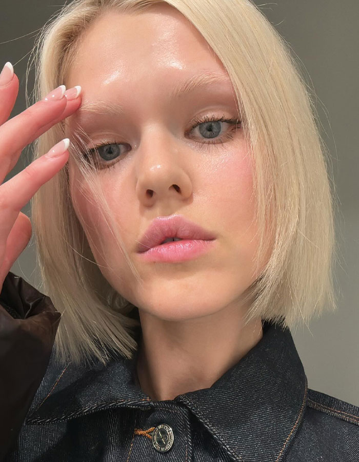 “It’s A Joke”: Model Slams Nepotism After Nicole Kidman’s Daughter, 16, Makes Fashion Show Debut “It’s A Joke”: Model Slams Nepotism After Nicole Kidman’s Daughter, 16, Makes Fashion Show Debut