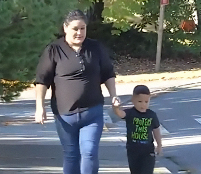 Mom "Completely Heartbroken" After Her 3-Year-Old Walked Home From School Unsupervised Mom "Completely Heartbroken" After Her 3-Year-Old Walked Home From School Unsupervised