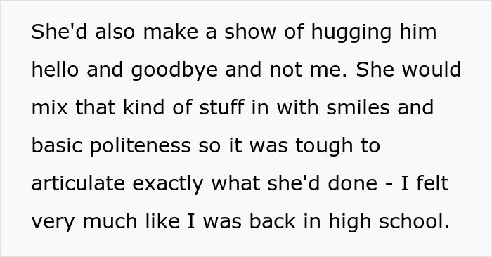 Girlfriend Breaks Up Over Feuding With BF’s Female Friend, Unhinged Messages Follow Girlfriend Breaks Up Over Feuding With BF’s Female Friend, Unhinged Messages Follow