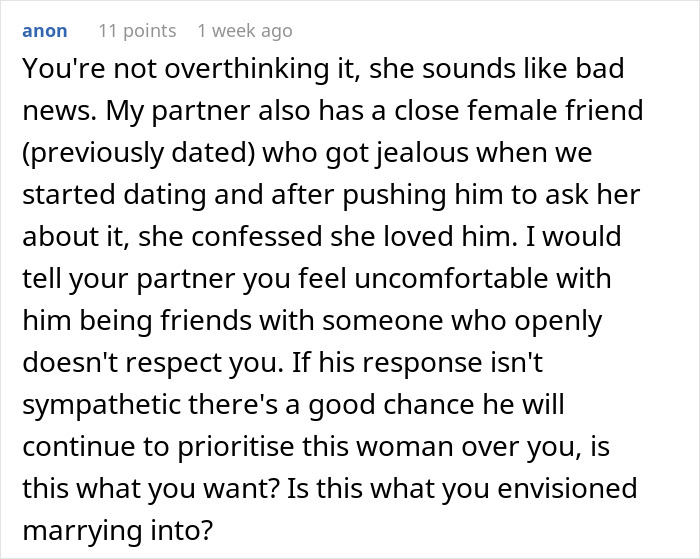 Girlfriend Breaks Up Over Feuding With BF’s Female Friend, Unhinged Messages Follow Girlfriend Breaks Up Over Feuding With BF’s Female Friend, Unhinged Messages Follow