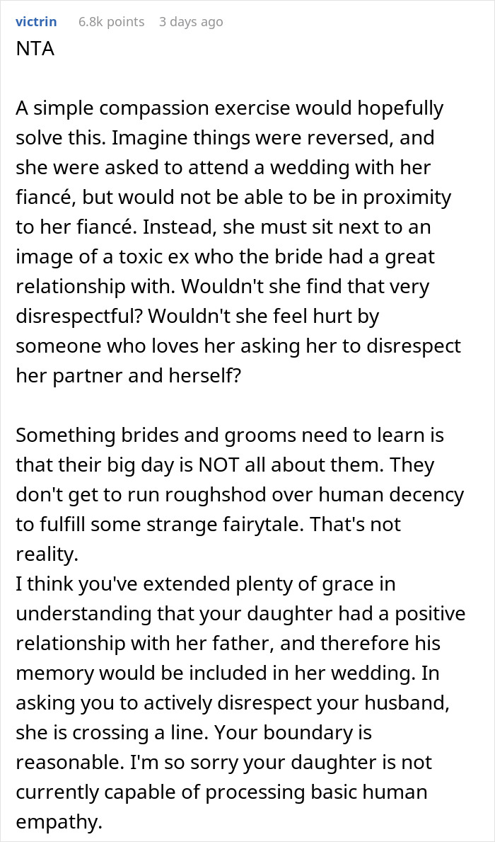 Woman Refuses To Sit Next To Late Husband’s Portrait, Boycotts Wedding Despite Daughter’s Pleas Woman Refuses To Sit Next To Late Husband’s Portrait, Boycotts Wedding Despite Daughter’s Pleas