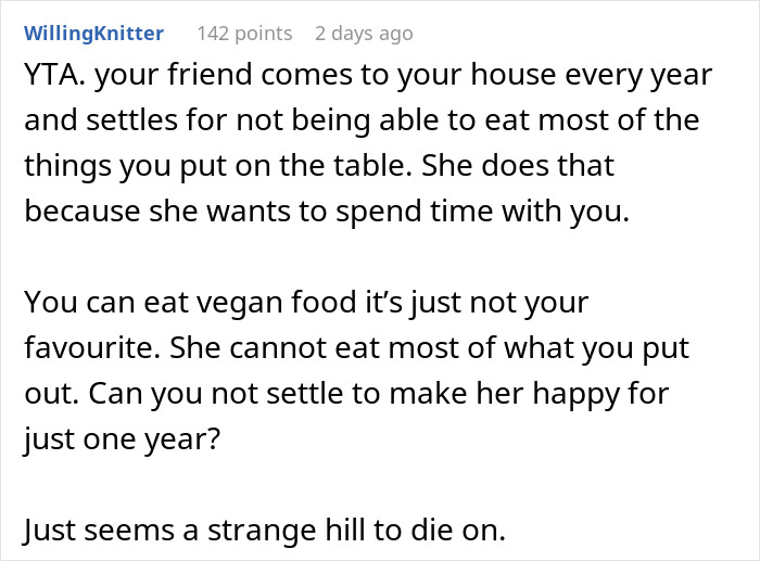 Vegan Host Pushes Her Thanksgiving Menu, Friends Serve Her An RSVP Nightmare In Return Vegan Host Pushes Her Thanksgiving Menu, Friends Serve Her An RSVP Nightmare In Return