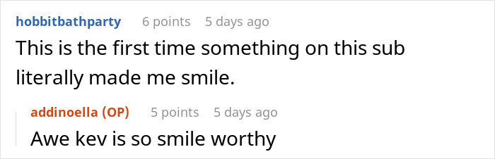 People Online Are Obsessed With This Cute Tortoise And His Owner, Who Got A Matching Manicure People Online Are Obsessed With This Cute Tortoise And His Owner, Who Got A Matching Manicure