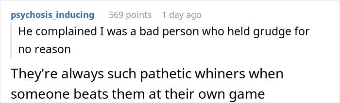 Guy Takes A Swipe At Woman’s Race, Her Revenge Is Perfectly Timed To Humiliate Him A Year Later Guy Takes A Swipe At Woman’s Race, Her Revenge Is Perfectly Timed To Humiliate Him A Year Later