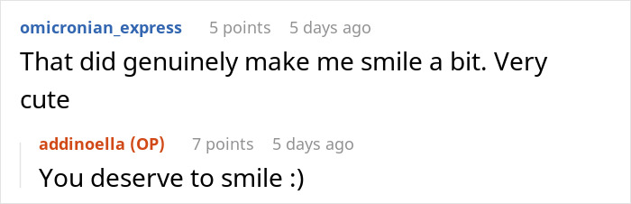 People Online Are Obsessed With This Cute Tortoise And His Owner, Who Got A Matching Manicure People Online Are Obsessed With This Cute Tortoise And His Owner, Who Got A Matching Manicure