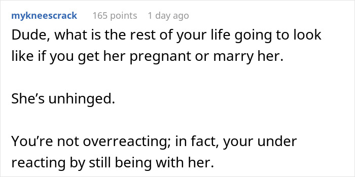 Guy Shares Texts From His Insecure GF After She Saw Texts From His Manager, Folks Are Horrified Guy Shares Texts From His Insecure GF After She Saw Texts From His Manager, Folks Are Horrified