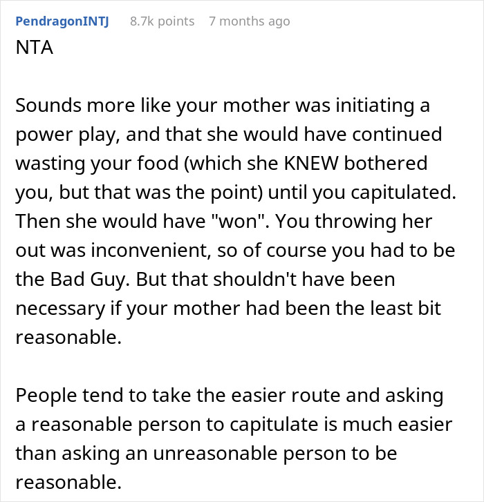 Guy Tells Mom To Get Out After She Wastes Months Of His Food, Mom And Sister Furious Guy Tells Mom To Get Out After She Wastes Months Of His Food, Mom And Sister Furious
