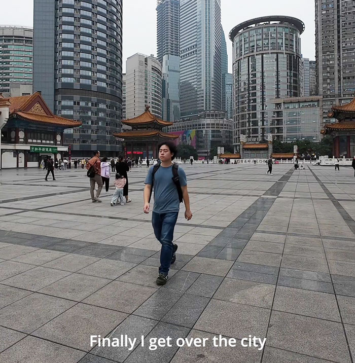 Man Shares What Daily Commute In Chongqing Looks Like, People Are Shocked And Horrified Man Shares What Daily Commute In Chongqing Looks Like, People Are Shocked And Horrified