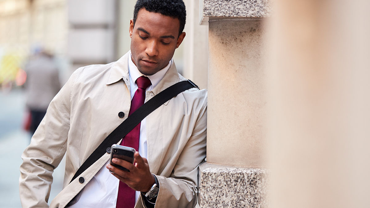 Guy Declares War On Dating App After It Won’t Refund Him $45, Company Ends Up Paying $23 Million