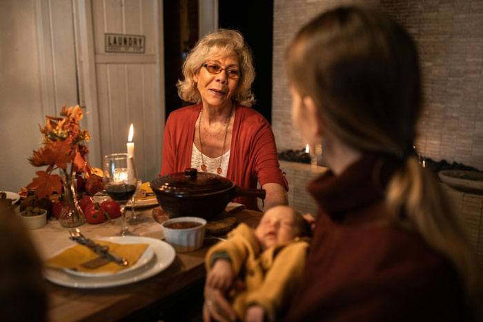 Family Drama Erupts As MIL Doesn't Serve Anything Vegan DIL Can Eat For Dinner, Spouses Leave Family Drama Erupts As MIL Doesn't Serve Anything Vegan DIL Can Eat For Dinner, Spouses Leave