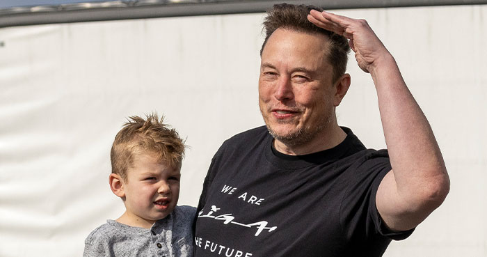 Father Of 11, Elon Musk, Buys Secret $35M Property For His Kids And Their Mothers
