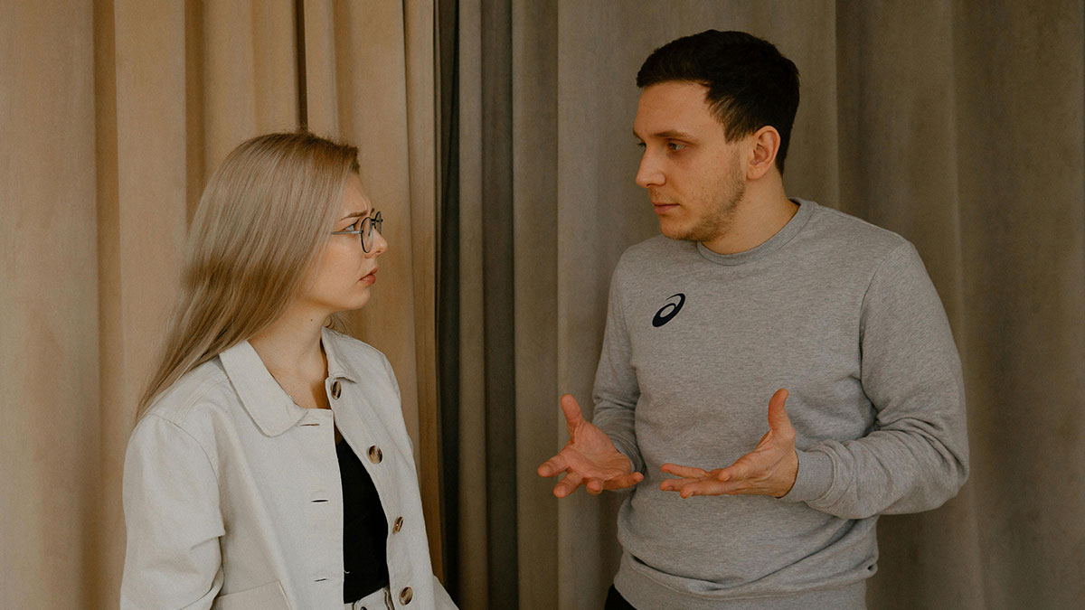 People Tear This Dad Apart Online After He Seeks Support Because Wife Won’t Forgive His Prank