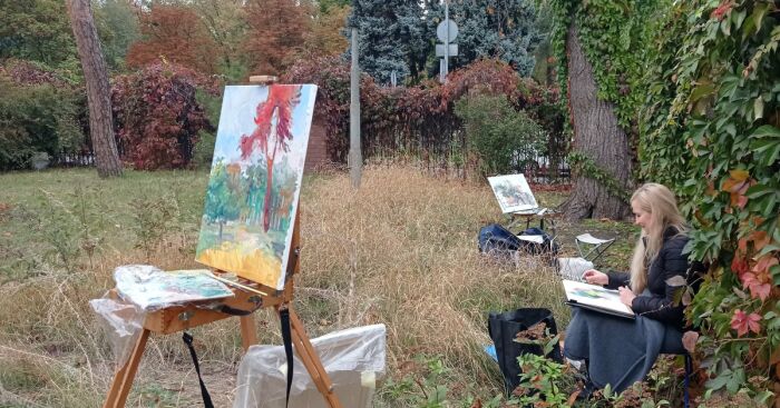 How Do Ukrainian Artists Continue To Create In The Frontline Zone?