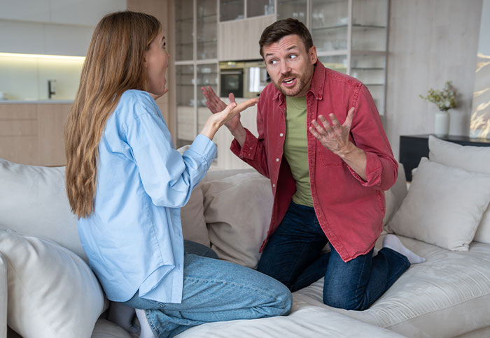 “I Don’t Do Ultimatums”: Guy Breaks Up With GF After She Accuses Him Of Living With A ‘Woman’ “I Don’t Do Ultimatums”: Guy Breaks Up With GF After She Accuses Him Of Living With A ‘Woman’