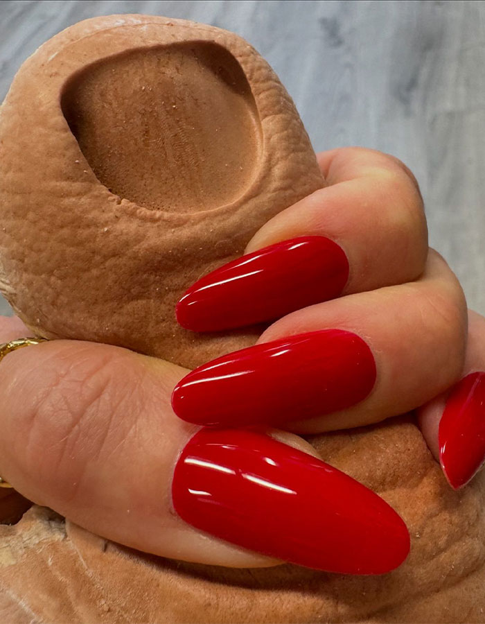 "Otherworldly": Heidi Klum's 2024 Halloween Costume Teasers Have Fans Losing Their Minds "Otherworldly": Heidi Klum's 2024 Halloween Costume Teasers Have Fans Losing Their Minds