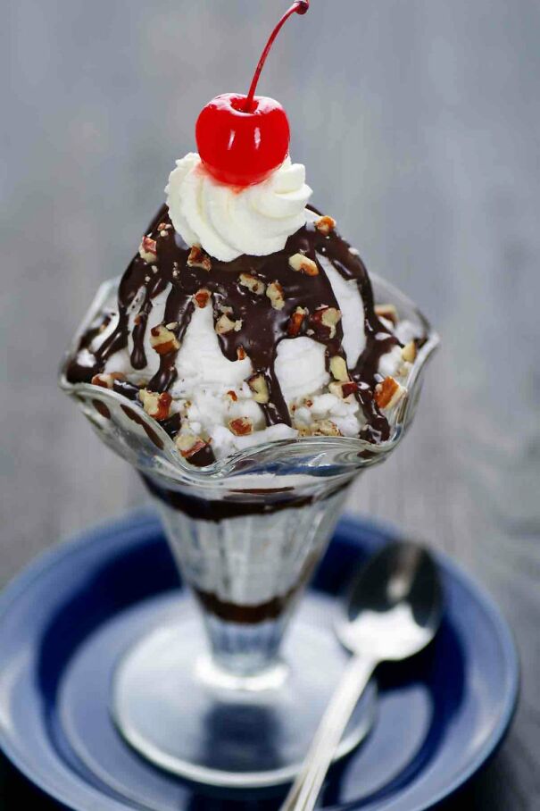 hot-fudge-sundae-1024x1536-1.jpg
