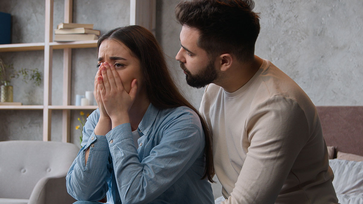 Man Threatens Wife With Divorce During Dinner With Her Parents, Watches It All Fall Apart