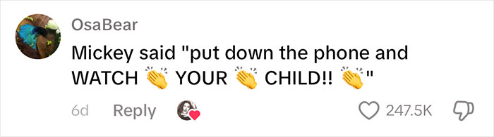 Dad’s Being Neglectful Towards Own Kid At Disneyland, Gets Unexpectedly Called Out By Mickey Mouse Dad’s Being Neglectful Towards Own Kid At Disneyland, Gets Unexpectedly Called Out By Mickey Mouse