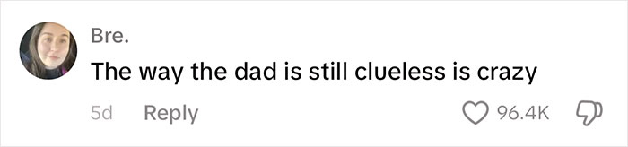 Dad’s Being Neglectful Towards Own Kid At Disneyland, Gets Unexpectedly Called Out By Mickey Mouse Dad’s Being Neglectful Towards Own Kid At Disneyland, Gets Unexpectedly Called Out By Mickey Mouse