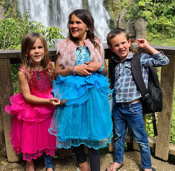 Fugitive Father And His Three Children Who Vanished 3 Years Ago Spotted Hiking In Chilling Video Fugitive Father And His Three Children Who Vanished 3 Years Ago Spotted Hiking In Chilling Video