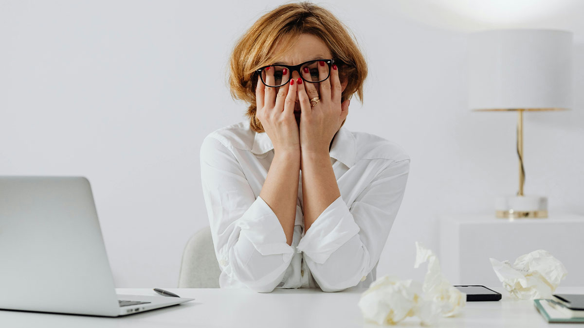 WFH Worker Wants To Relocate To Grieve Loss With Family, Gets A “Cold Reminder” Instead