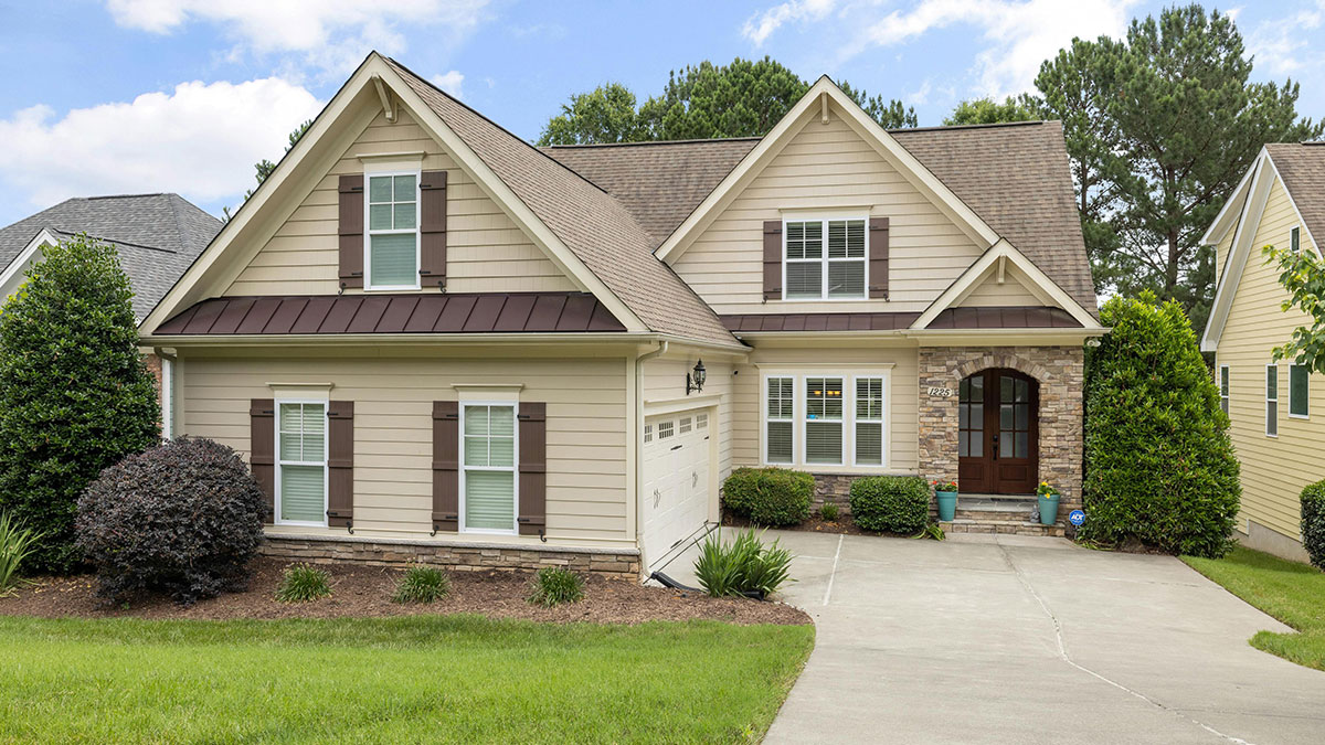 “[They] Have No Permits For It”: Neighbors Built Illegal House On This Person’s Newly Bought Land