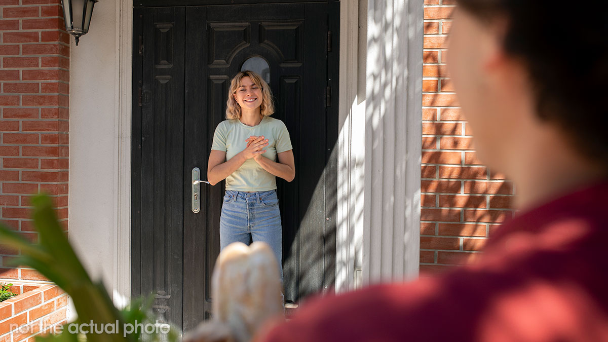Couple Wants To Enjoy Their Yard And Pool, Neighbors Want A Piece Of It, Livid When A Fence Appears