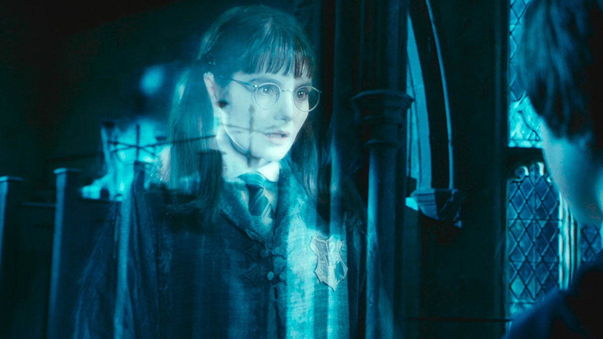 Guy Shares How Limitations Of Media Altered The Perception Of Ghosts Just Before The 19th Century