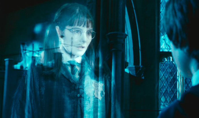 Guy Shares How Limitations Of Media Altered The Perception Of Ghosts Just Before The 19th Century Guy Shares How Limitations Of Media Altered The Perception Of Ghosts Just Before The 19th Century