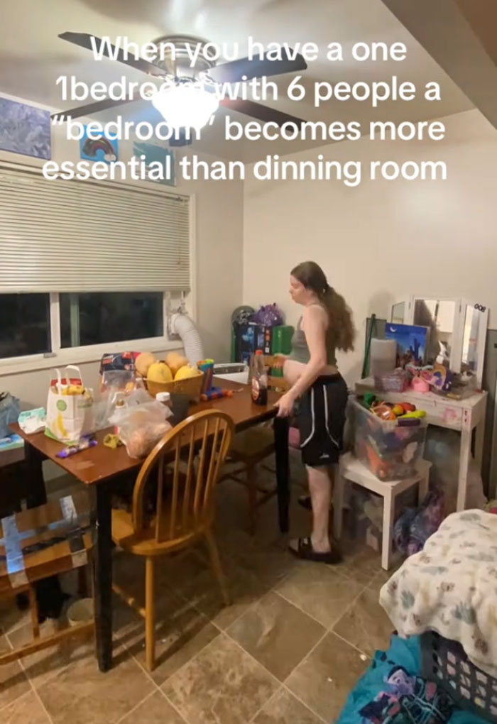 “Insanity At Its Finest”: Parents Dragged Online For Making Babies They Can’t Afford “Insanity At Its Finest”: Parents Dragged Online For Making Babies They Can’t Afford