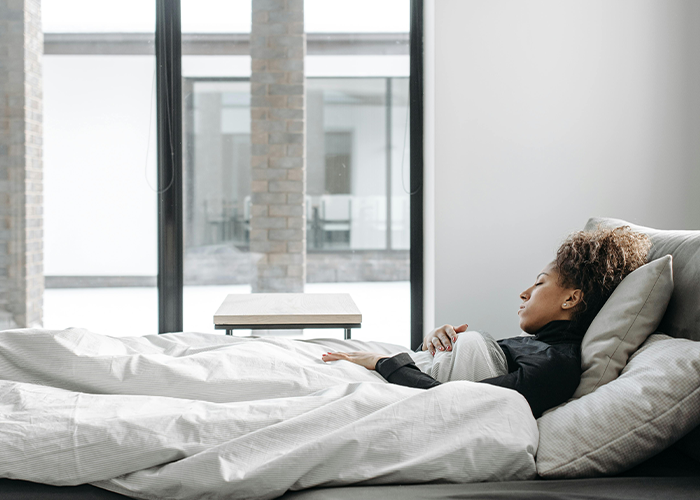 Woman Learns A Secret Parents Have Been Hiding For 28 Yrs, They Beg Her Not To Tell Her Siblings Woman Learns A Secret Parents Have Been Hiding For 28 Yrs, They Beg Her Not To Tell Her Siblings