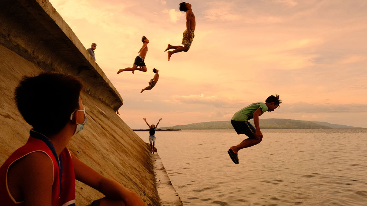 Preserving Life’s Fleeting Moments: 30 Photographs By Hersley-Ven Casero