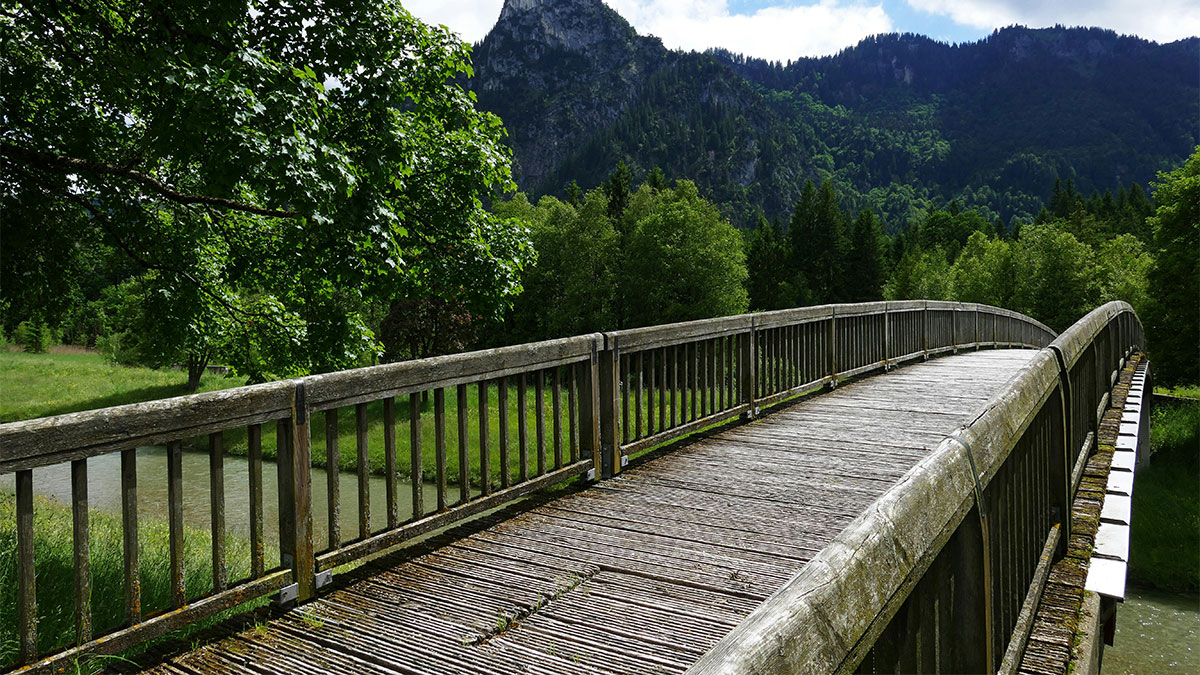 “Aww Baby, Don’t Worry, I Got You”: 30 Stories Of Random Acts Of Kindness