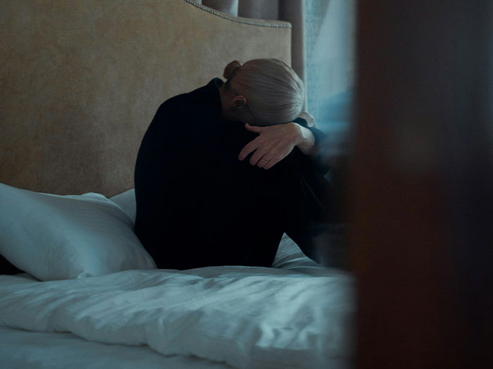 Woman Escapes Death By Minutes, Husband’s Behavior Makes Her Question Her Entire Marriage Woman Escapes Death By Minutes, Husband’s Behavior Makes Her Question Her Entire Marriage