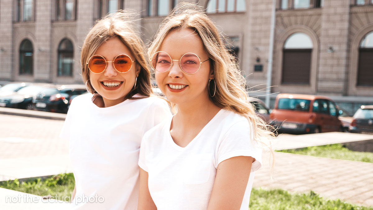 Woman Dates Guy Who Abandoned 3 Kids, Gets Pregnant With Him, Twin Sis Says He’s A Deadbeat Dad