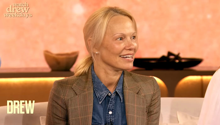 Pamela Anderson Moves People After Explaining Why She Decided To Ditch Makeup Pamela Anderson Moves People After Explaining Why She Decided To Ditch Makeup