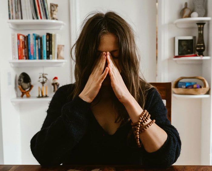 “Please Help”: Late-Night Message From Coworker Reveals Woman’s Suspicions Of BF Were True “Please Help”: Late-Night Message From Coworker Reveals Woman’s Suspicions Of BF Were True