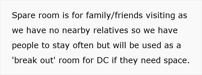 Netizens Call Out Friend For Telling Woman That Her 2 Kids Sharing A Room Shows Poverty Netizens Call Out Friend For Telling Woman That Her 2 Kids Sharing A Room Shows Poverty