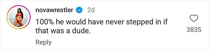 "Male Privilege": Man Interrupts Woman At The Gym To Use Punching Bag Himself, Sparks Outrage "Male Privilege": Man Interrupts Woman At The Gym To Use Punching Bag Himself, Sparks Outrage