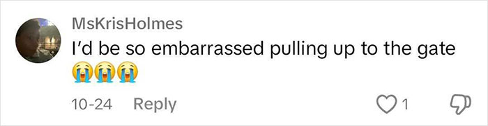 Passenger Shows Up For American Airlines “Flight”—Finds Bus Waiting At Gate Passenger Shows Up For American Airlines “Flight”—Finds Bus Waiting At Gate
