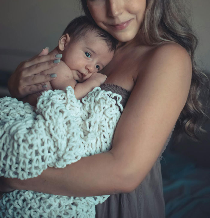 “I Thought The Spelling Was A Joke”: Parents Angry After Friend Gets Honest About Their Baby’s Name “I Thought The Spelling Was A Joke”: Parents Angry After Friend Gets Honest About Their Baby’s Name