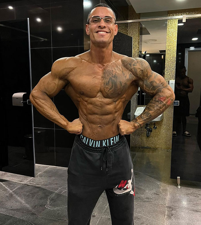 People Blast Miss Universe Contestant Who Got Axed Over Personal Scandal: "You Disappointed Us" People Blast Miss Universe Contestant Who Got Axed Over Personal Scandal: "You Disappointed Us"